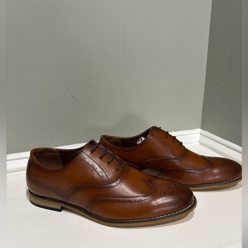 NWOT Stacy Adam’s Classic Brown Faux Leather Oxford Dress Shoes-size 6.5 - Picture 2 of 15